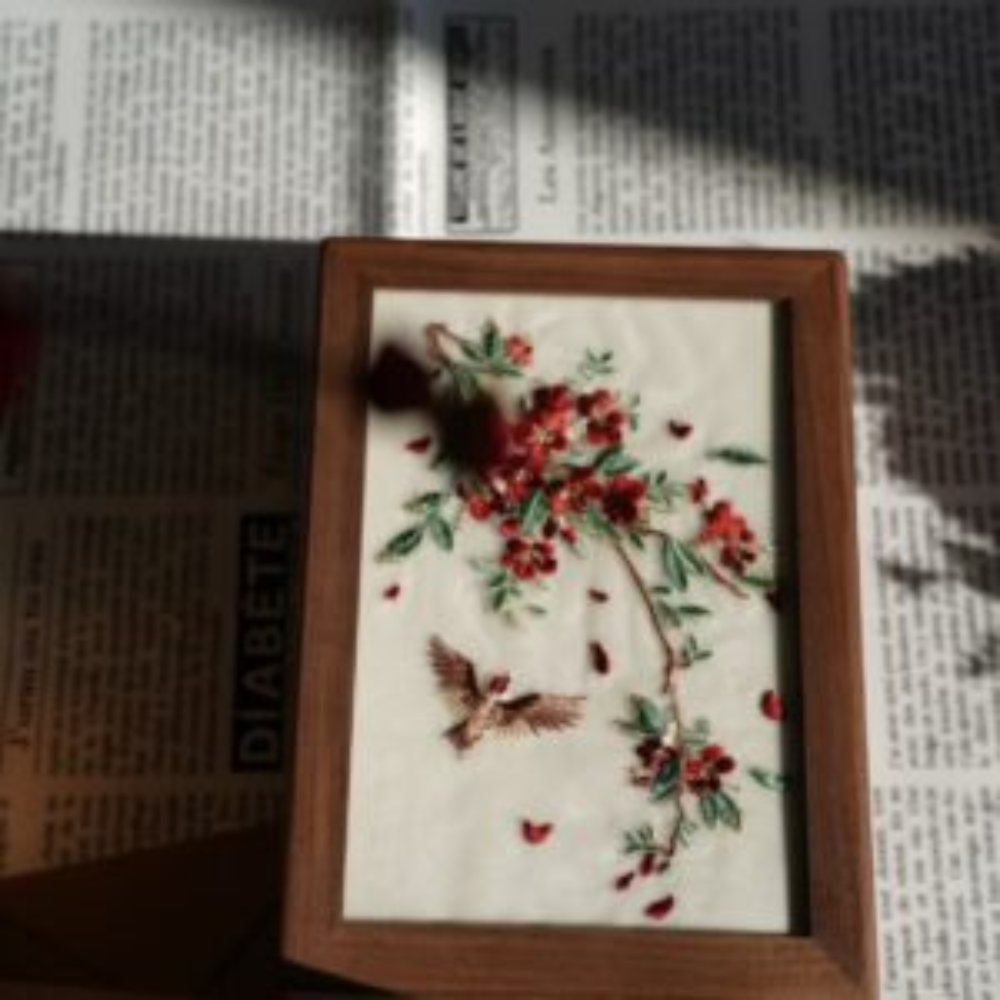 Jewelry Box with Chinese Su Embroidery - Image 3